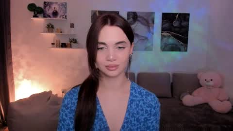 Snapshot of mellifluoustess chatting on 05/15/26, 09:44 Tessa online show from 05/15/26, 09:44