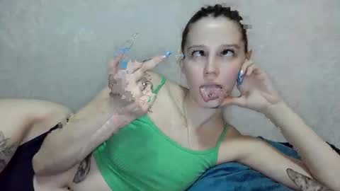 Mellisa online show from 11/30/25, 04:44