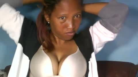 mellissa online show from 01/21/25, 04:10