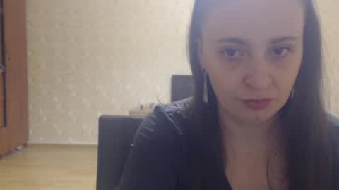 Snapshot of mellodyyyyyy chatting on 05/19/26, 12:44 mellodyyyyyy online show from 05/19/26, 12:44