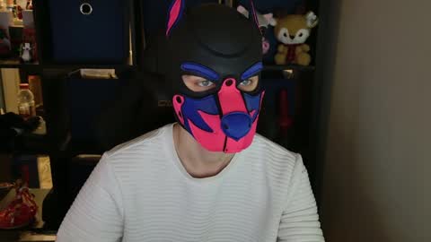 Snapshot of mellpup chatting on 04/20/26, 12:08 MellPUP online show from 04/20/26, 12:08