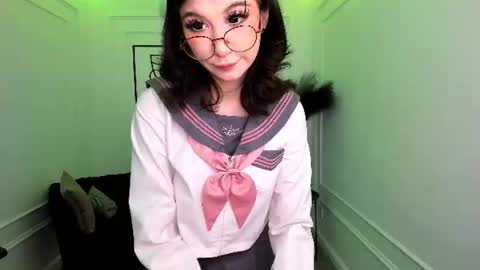 mellsawertyq online show from 10/14/25, 08:09