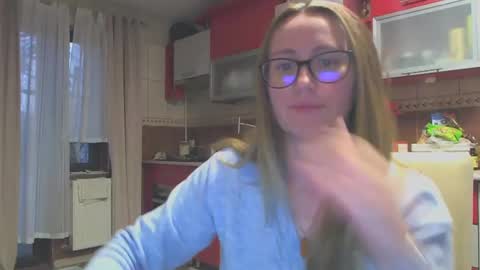 Melly online show from 01/16/25, 03:02