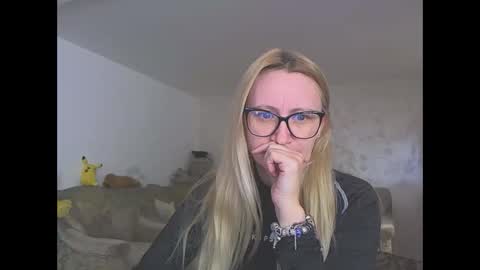 Melly online show from 04/06/26, 06:58