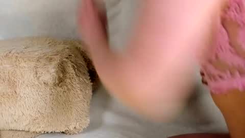 MelMooon online show from 03/04/26, 08:15