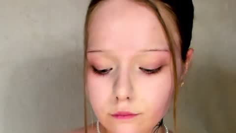MelMooon online show from 07/14/26, 08:14