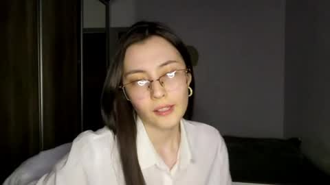 Nika online show from 06/02/26, 03:58