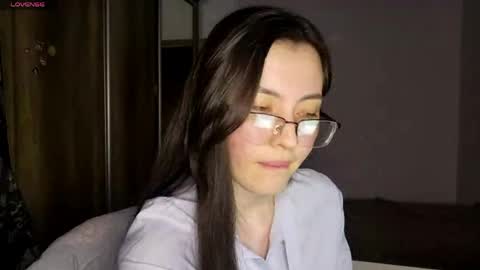 Nika online show from 06/03/26, 04:45