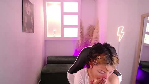 Snapshot of melody701583as chatting on 02/26/26, 12:26 melody701583as online show from 02/26/26, 12:26