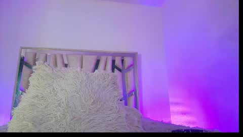 Snapshot of melody__77 chatting on 07/18/26, 09:02 online show from 07/18/26, 09:02