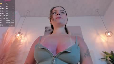 Snapshot of melody_blake16 chatting on 04/30/26, 11:38 online show from 04/30/26, 11:38