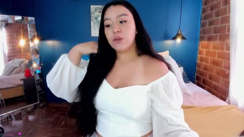  Leslie  online show from 01/16/25, 03:13