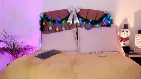  Leslie  online show from 12/15/25, 11:47