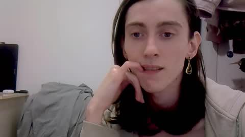 Snapshot of melody_gepards chatting on 02/14/26, 06:37 Melody online show from 02/14/26, 06:37