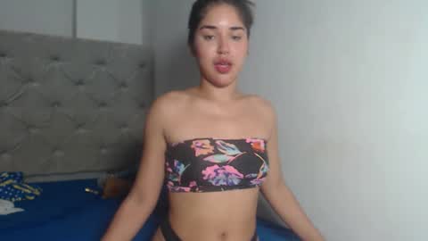 melody phillips online show from 11/09/25, 09:40