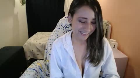Snapshot of melody_sofia1 chatting on 12/27/24, 11:10 Melody online show from 12/27/24, 11:10