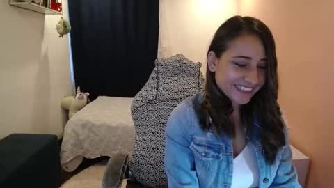 Snapshot of melody_sofia1 chatting on 01/07/25, 10:52 Melody online show from 01/07/25, 10:52