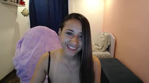 Snapshot of melody_sofia1 chatting on 01/31/25, 10:10 Melody online show from 01/31/25, 10:10