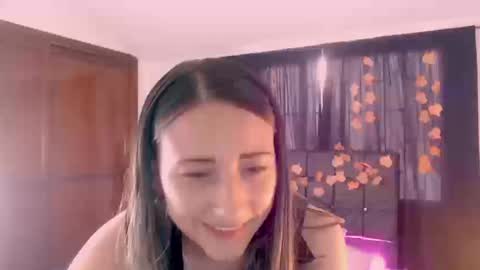 Snapshot of melody_sofia1 chatting on 09/25/25, 05:38 Melody online show from 09/25/25, 05:38