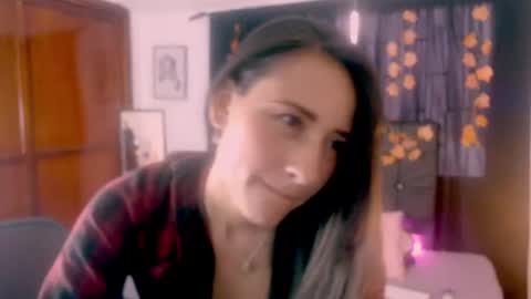 Snapshot of melody_sofia1 chatting on 09/30/25, 03:50 Melody online show from 09/30/25, 03:50