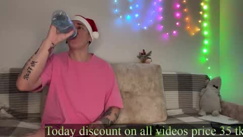 melody_song online show from 12/22/25, 05:15