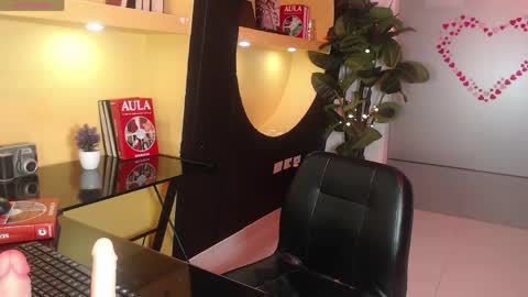     online show from 05/15/26, 08:16