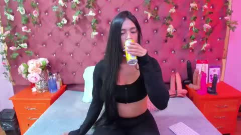 Melodysmithass online show from 09/23/25, 02:47