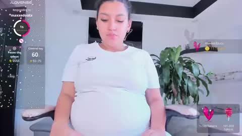 melodysnow online show from 11/18/25, 09:19