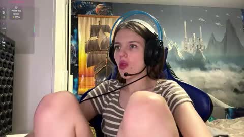 Hi Im Aria 18 years old online show from 02/22/26, 04:05