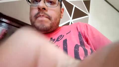 Snapshot of meltingdab chatting on 10/13/25, 07:58 meltingdab online show from 10/13/25, 07:58