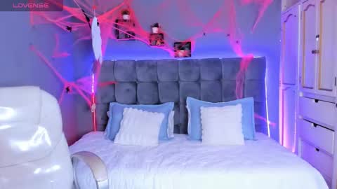 MELY online show from 10/20/25, 08:09