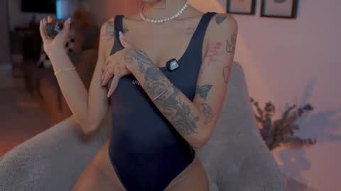 Snapshot of melytaylor_ chatting on 06/24/26, 10:31 Melissa online show from 06/24/26, 10:31