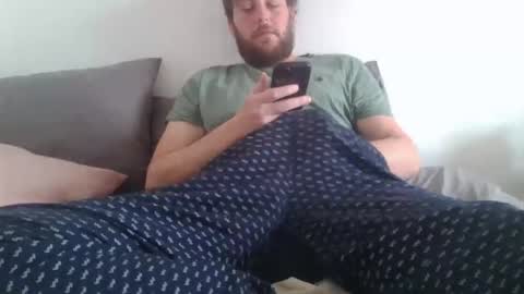 Snapshot of memo20cm chatting on 03/12/25, 09:02 memo20cm online show from 03/12/25, 09:02