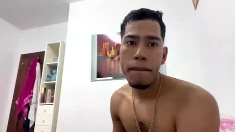 memolesta13 online show from 12/26/24, 07:38