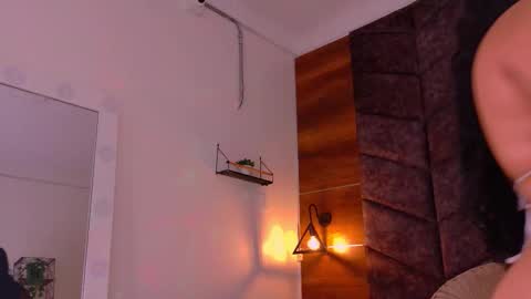  Memphis Williams  online show from 12/20/25, 03:02