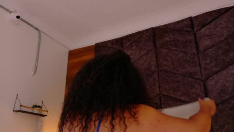  Memphis Williams  online show from 03/25/26, 03:01