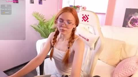 memymee_ online show from 07/11/26, 01:52