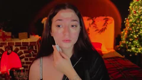 Mencialo online show from 12/15/25, 01:54