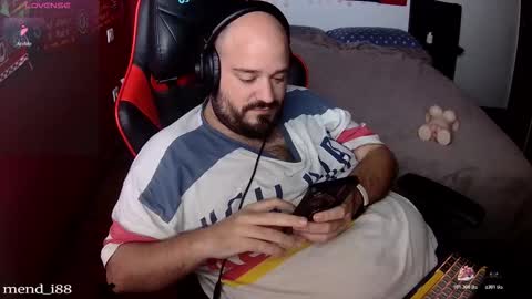 menditeta online show from 10/26/25, 09:53