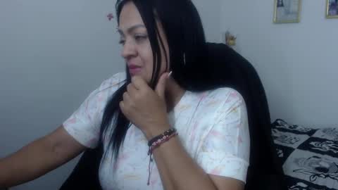 Snapshot of menfismuller1 chatting on 12/12/24, 02:48 menfismuller online show from 12/12/24, 02:48