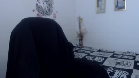 Snapshot of menfismuller1 chatting on 12/13/24, 08:37 menfismuller online show from 12/13/24, 08:37