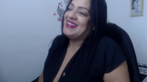 Snapshot of menfismuller1 chatting on 12/17/24, 02:55 menfismuller online show from 12/17/24, 02:55