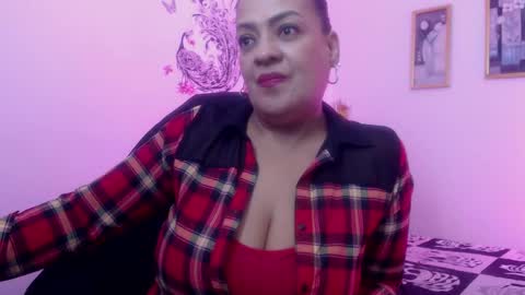 Snapshot of menfismuller1 chatting on 01/10/25, 04:09 menfismuller online show from 01/10/25, 04:09