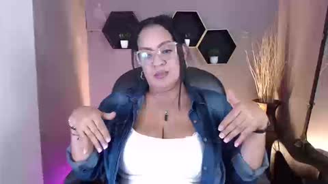 Snapshot of menfismuller1 chatting on 09/08/25, 03:11 menfismuller online show from 09/08/25, 03:11