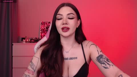 Snapshot of meow__baby chatting on 02/05/25, 07:31 Amy Meow online show from 02/05/25, 07:31