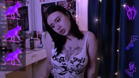 meow marie online show from 12/21/25, 10:22