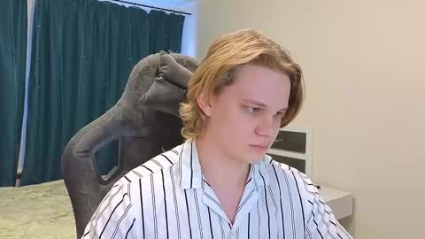 Mickey online show from 02/20/25, 04:18