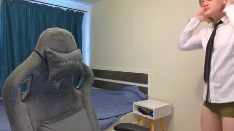 Mickey online show from 03/07/25, 03:51