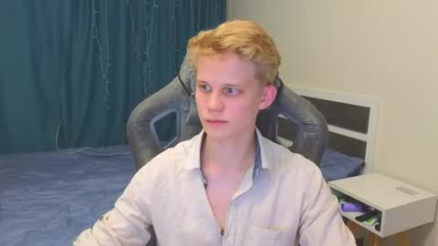 Mickey online show from 10/20/25, 03:01