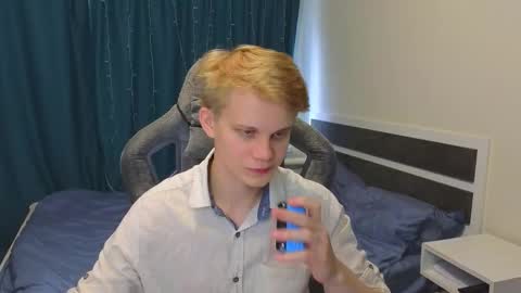 Mickey online show from 10/28/25, 08:40